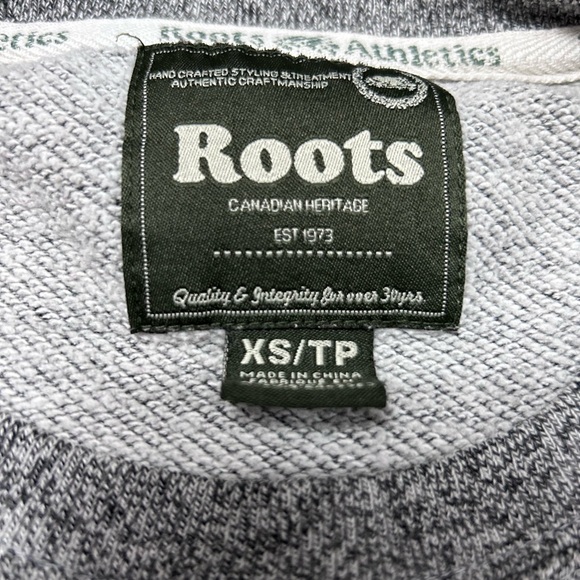 Roots salt and pepper Crewneck size xsmall - good condition - Picture 2 of 2